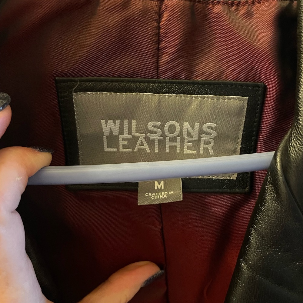 Leather jacket - Picture 2 of 7